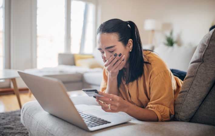 How to Help Someone Who Repeatedly Falls for Scams: It’s Not Just a Money Issue, It’s a Psychological One